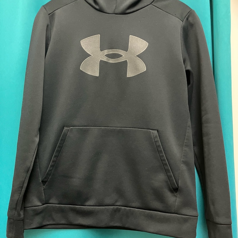 Youth large under Armour pullover hoodie